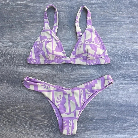 Rip Curl New Wave Fixed Tri Bikini Top & Hi Leg Skimpy Bottoms, violet - Picture 2 of 15